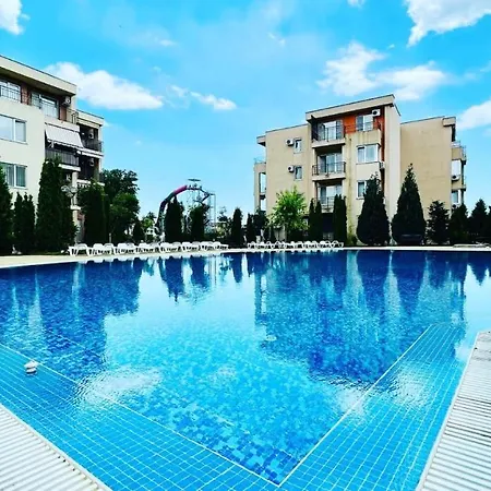 Apartamento Bratanov Holiday *