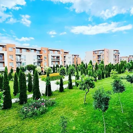 Bratanov Holiday Slăntjev Brjag