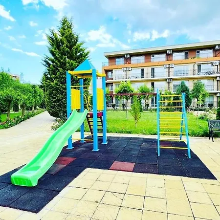 Bratanov Holiday Daire *