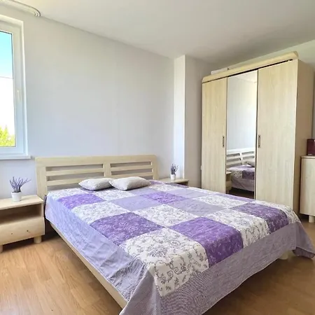 Bratanov Holiday Daire